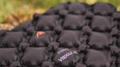 Robens PrimaVapour 40 Ultralight Insulated Airbed -Camping Equipment Store 310096 Robens PrimaVapour 40 Feature photo5