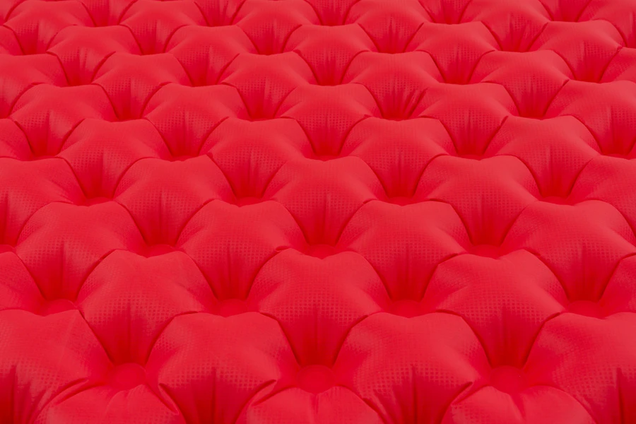 Sea To Summit Comfort Plus Insulated Mat Camping Airbed 2 Sea To Summit Comfort Plus Insulated Mat Camping Airbed - Image 2