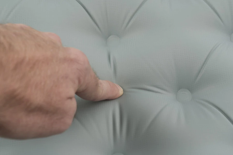 Sea To Summit Ether Light XT Women's Insulated Mat 7 Sea To Summit Ether Light XT Women's Insulated Mat - Image 7