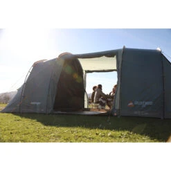 Vango Castlewood 400 Package Family Camping Tent & Footprint 13 Vango Castlewood 400 Package Family Camping Tent & Footprint -Camping Equipment Store Castlewood 400 HI 2023 11copy