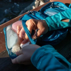 Osprey Ultralight Zip Organiser Travel Bag 13 Osprey Ultralight Zip Organiser Travel Bag -Camping Equipment Store S23 UltralightZipOrganizerWaterfrontBlue Accessories RossBernards Exp 11 29 2446