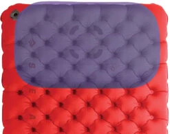 Sea To Summit Comfort Plus Insulated Mat Camping Airbed 10 Sea To Summit Comfort Plus Insulated Mat Camping Airbed -Camping Equipment Store SeatoSummit 0024 AMCPXTINS ComfortPlusXTASCInsulatedMat USP 01 PillowLock