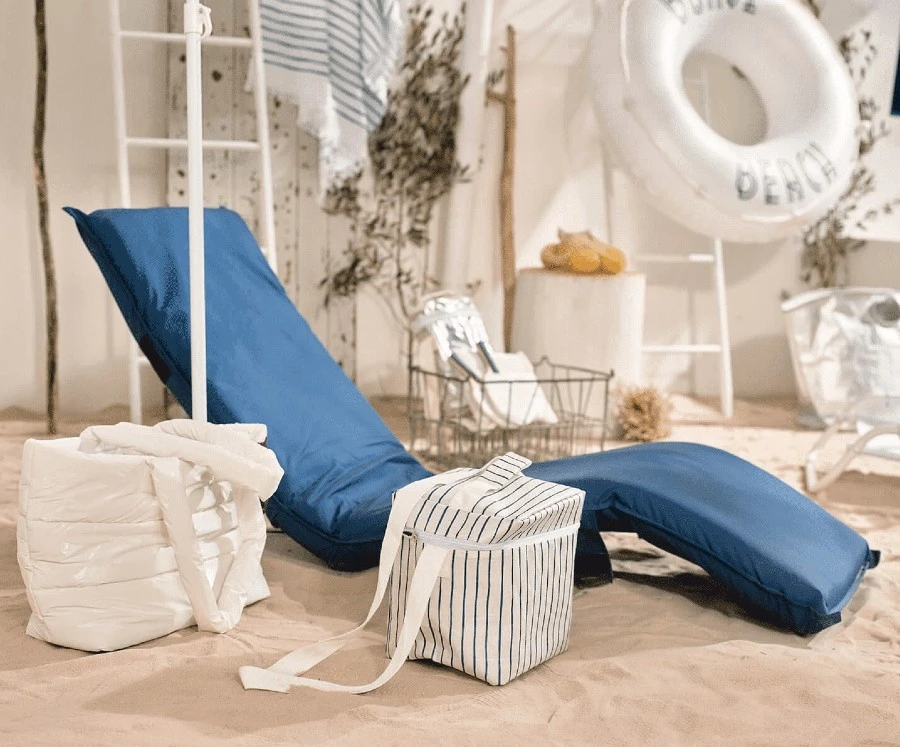 SunnyLife The Lounger Chair Folding Adjustable Sunbed 5 SunnyLife The Lounger Chair Folding Adjustable Sunbed - Image 5