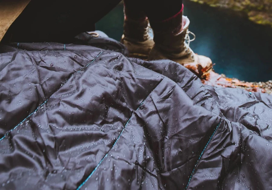 Rumpl Original Puffy 1 Person Camping & Outdoor Blanket 8 Rumpl Original Puffy 1 Person Camping & Outdoor Blanket - Image 8