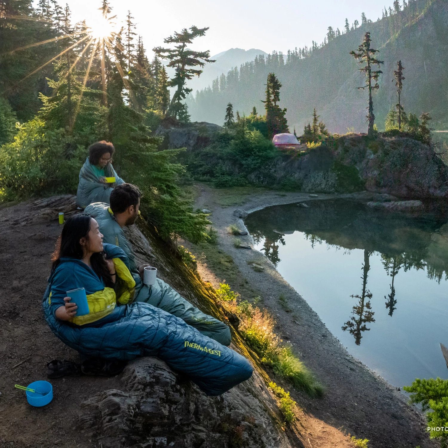 Thermarest Saros 20 Lightweight 3-Season Sleeping Bag 6 Thermarest Saros 20 Lightweight 3-Season Sleeping Bag - Image 6